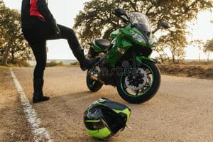 MOTO DESCOMPUESTA 2 300X200